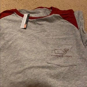 Vineyard vines tee